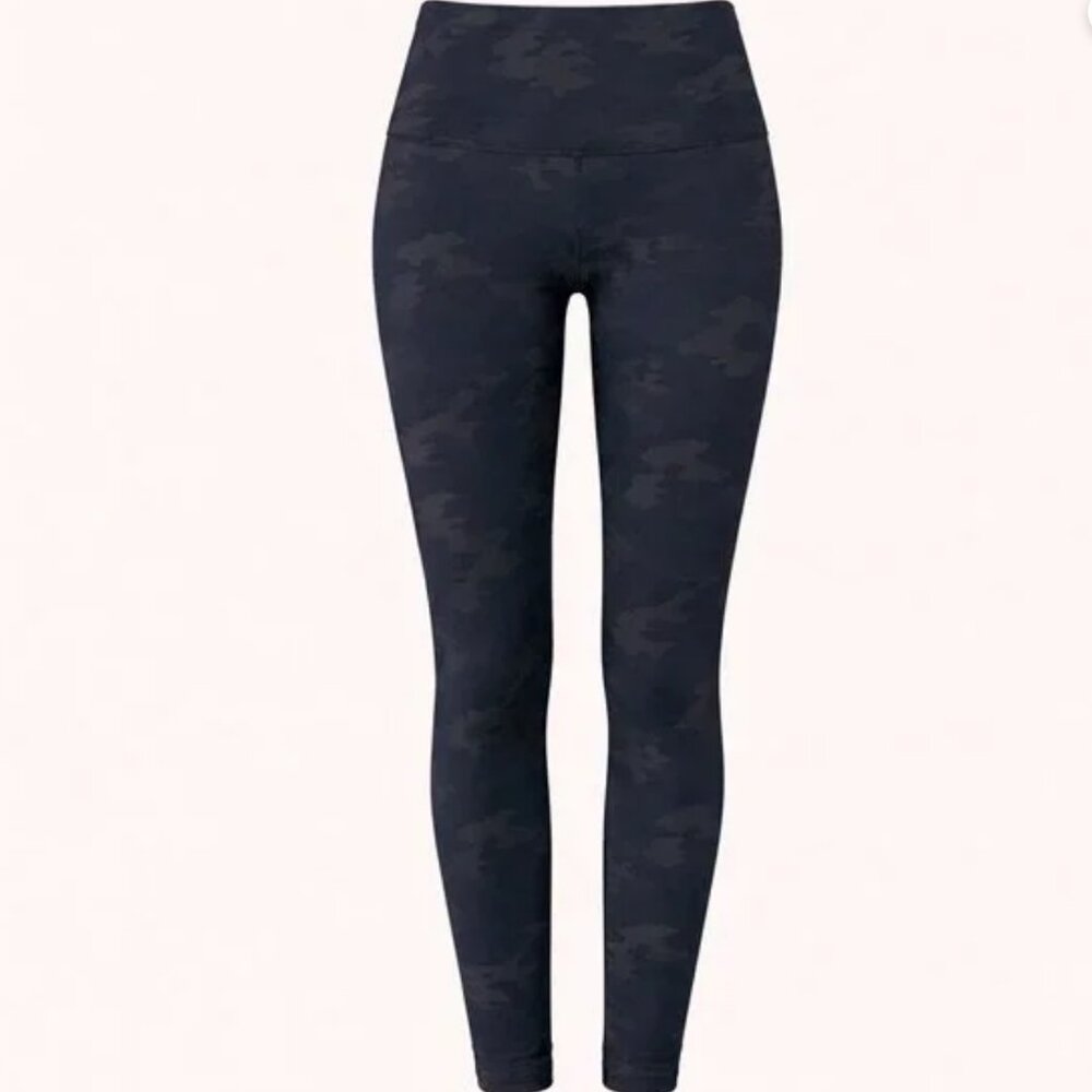 SPANX Look At Me Now Camo Leggings Medium Black Seamless High Rise Sculpt Active
